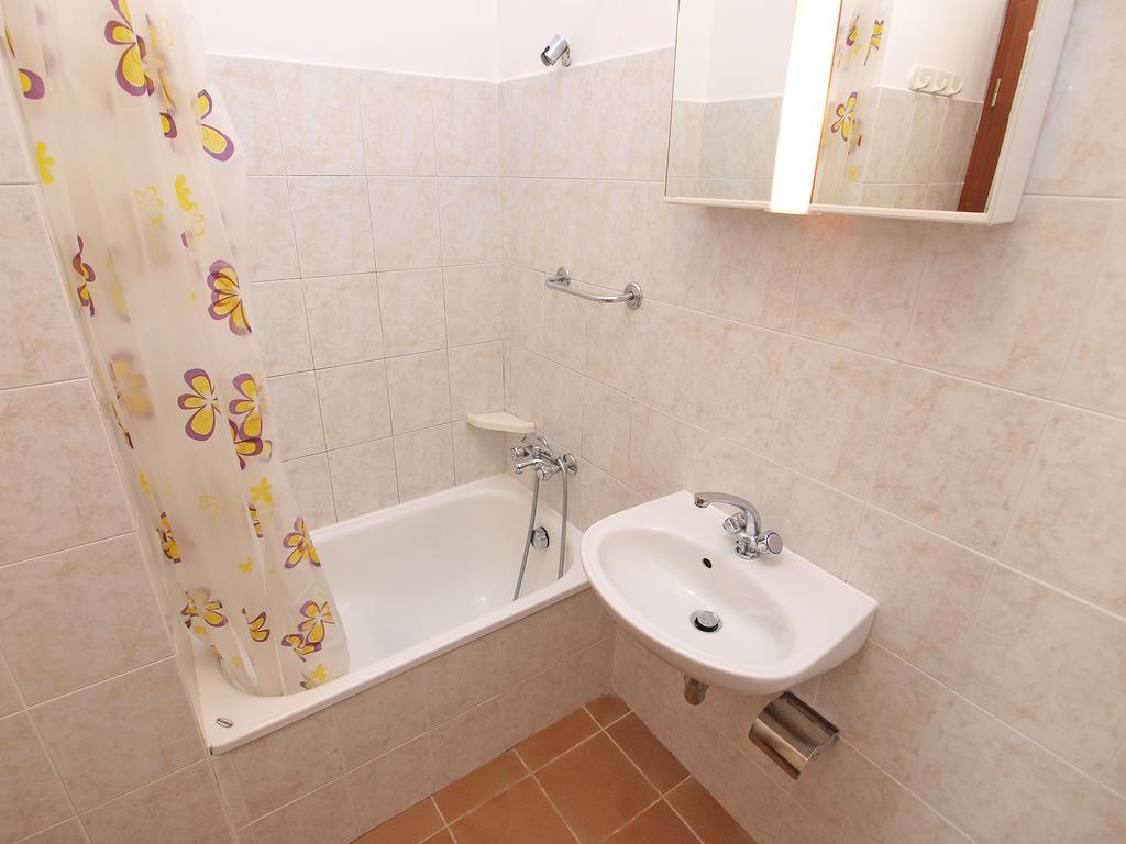 Apartments Ana 920 Fažana Kültér fotó